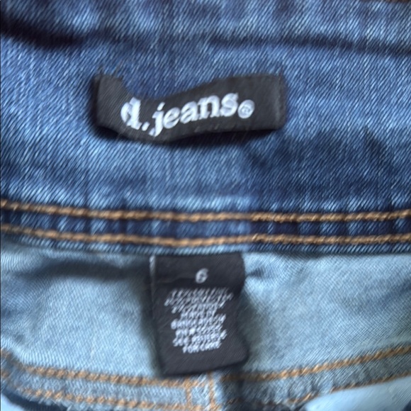 Levi's Light Blue Denim Jeans - Picture 11 of 13
